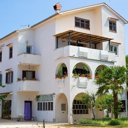 מאלינסקה Apartman Mihael מראה חיצוני תמונה
