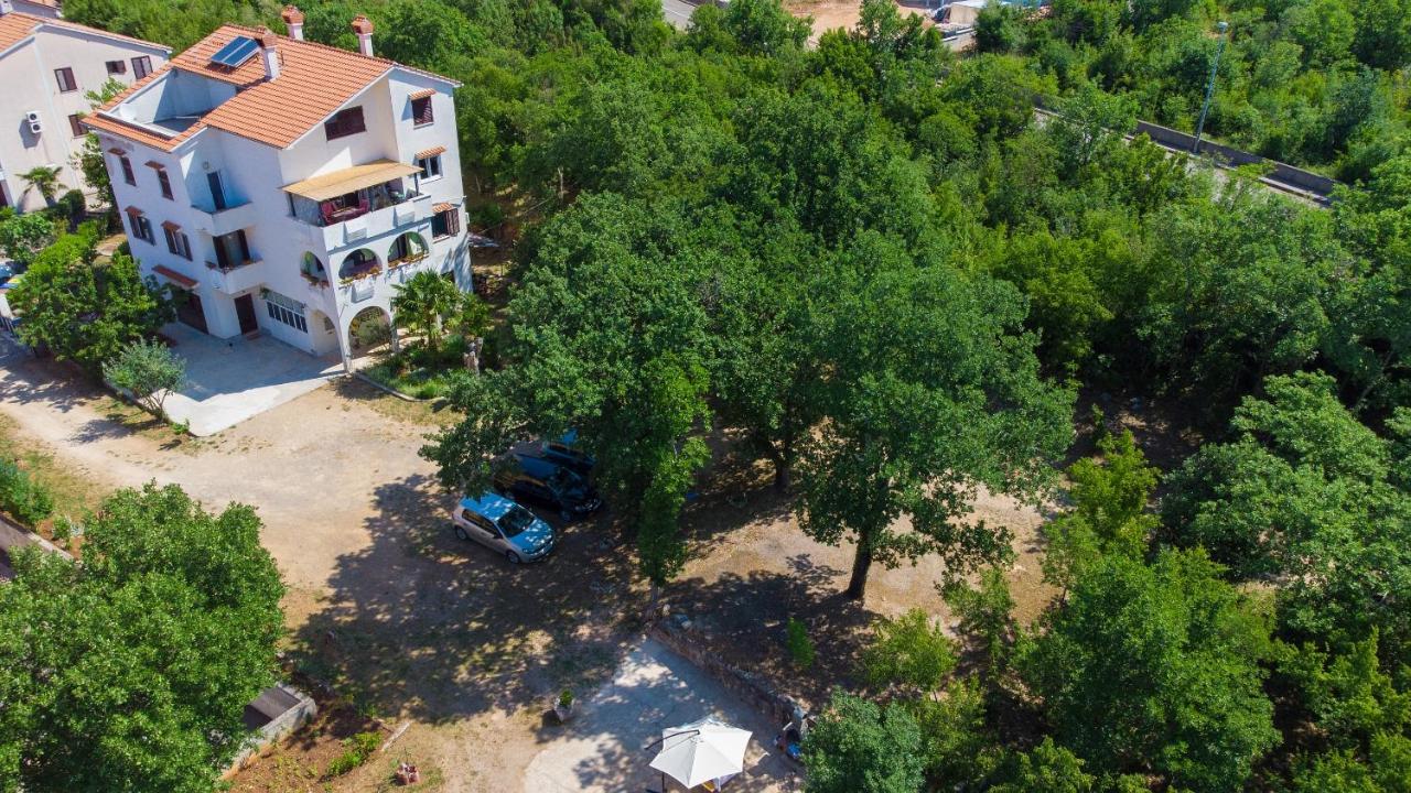 מאלינסקה Apartman Mihael מראה חיצוני תמונה