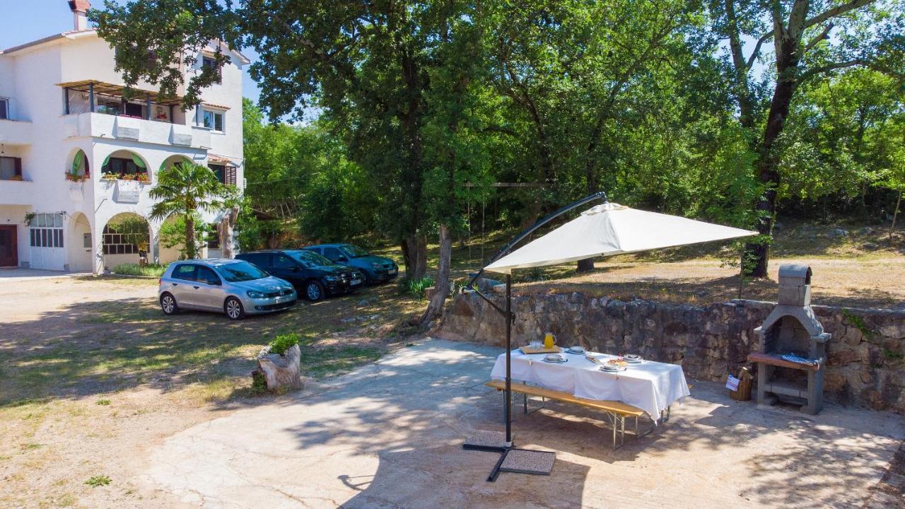 מאלינסקה Apartman Mihael מראה חיצוני תמונה