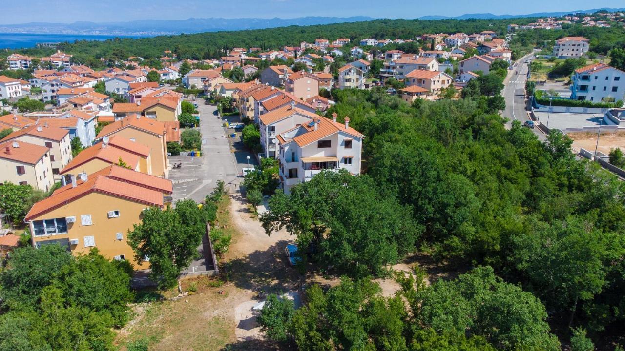 מאלינסקה Apartman Mihael מראה חיצוני תמונה