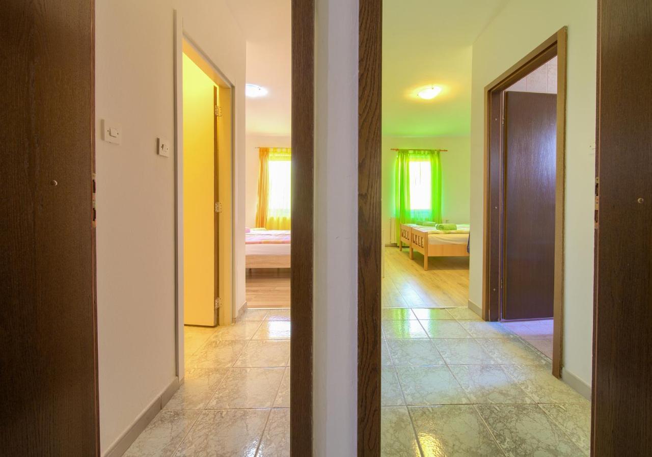 מאלינסקה Apartman Mihael מראה חיצוני תמונה