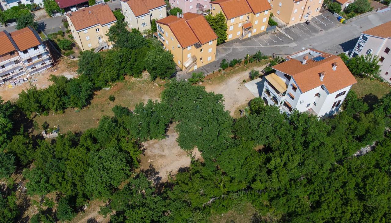 מאלינסקה Apartman Mihael מראה חיצוני תמונה
