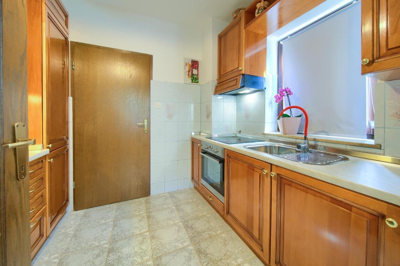 מאלינסקה Apartman Mihael מראה חיצוני תמונה